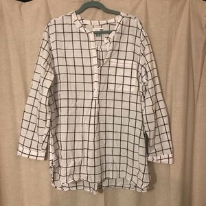 Wonderful black and white tunic top from Old Navy!